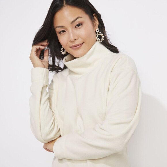 Vineyard Vines Sweaters - NWT Vineyard Vines Cozy Polar Fleece Funnel Neck Pina Colada Recycled Sweatshirt